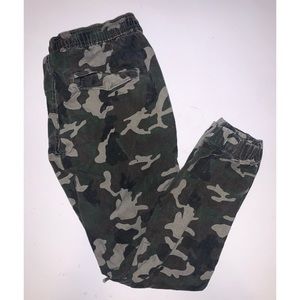 βοΈDrawstring Camo Jogger
